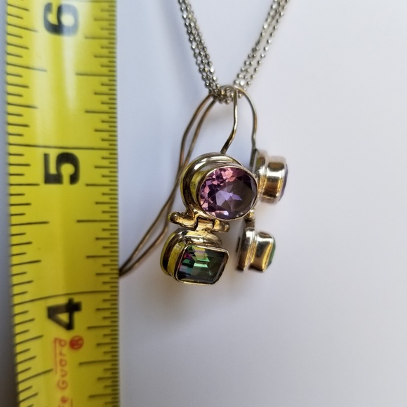 Pendant and Earring set 🤩 - Picture 5 of 6